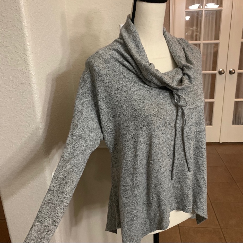 Purple Snow gray sweater Size M